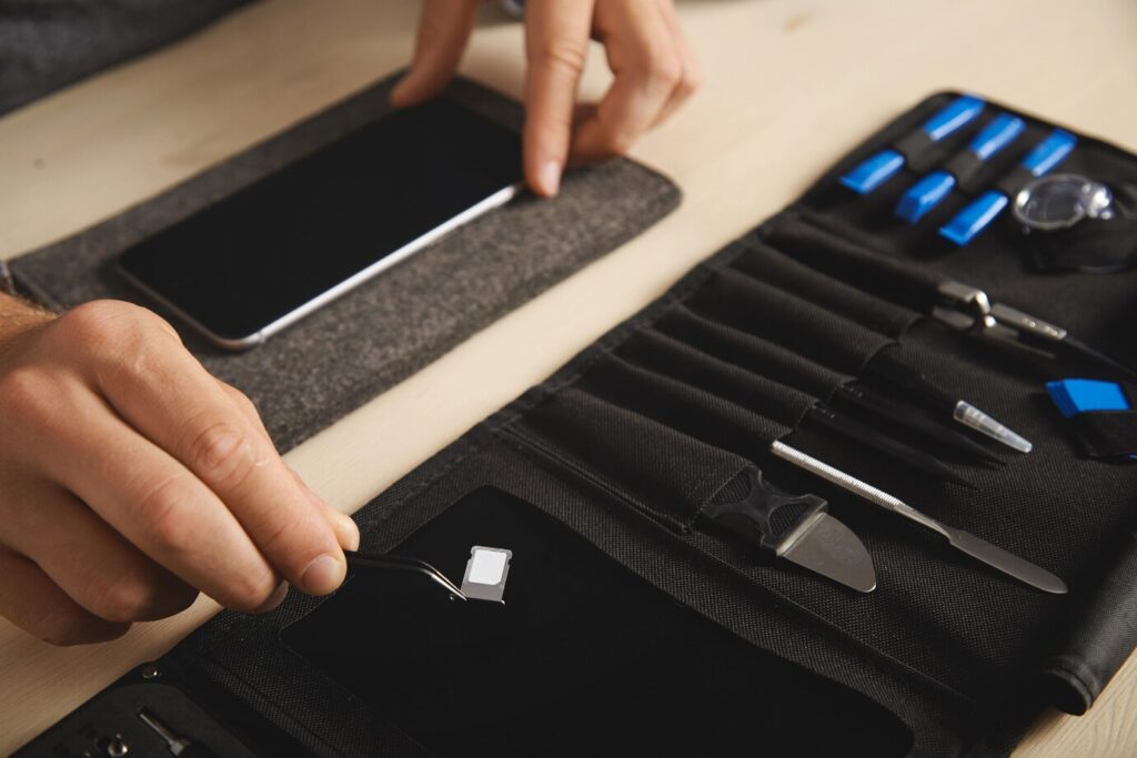 Rugged Cases and Screen Protectors: Keeping Your Phone Safe in Style